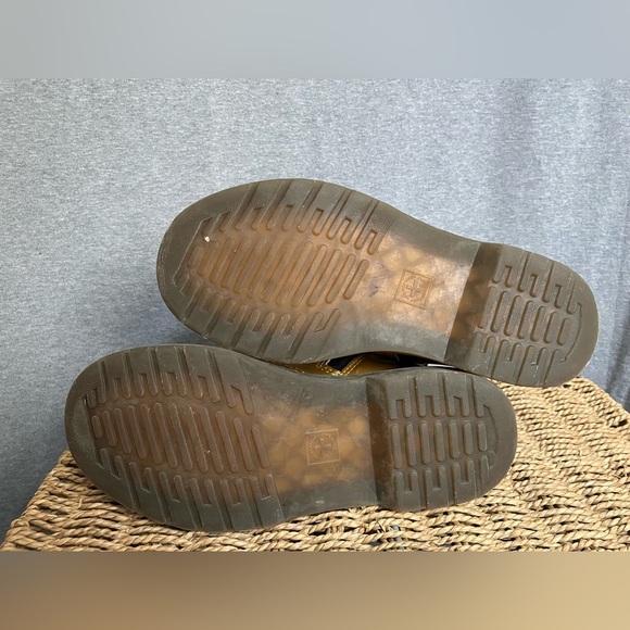 Shiny Gold Dr Martens in great condition - Youth Size 3 - lace & zip up - Picture 10 of 13